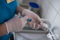 Добровольцы испытают на себе новосибирскую вакцину от коронавируса