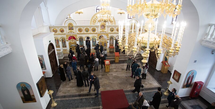 Все храмы и мечети Омска закрыли для посетителей