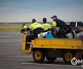 Авиабилеты из Омска в Москву подорожали более чем в два раза