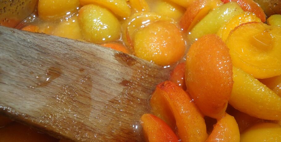 В ОмГАУ начали бизнес по консервации фруктов