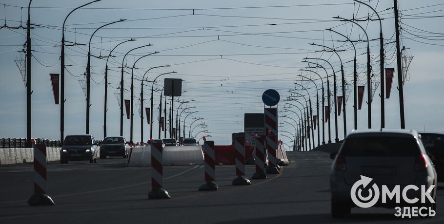 Ленинградский мост в Омске закрыт для пешеходов