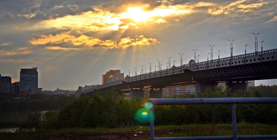 На метромосту в Омске появится ещё одна камера