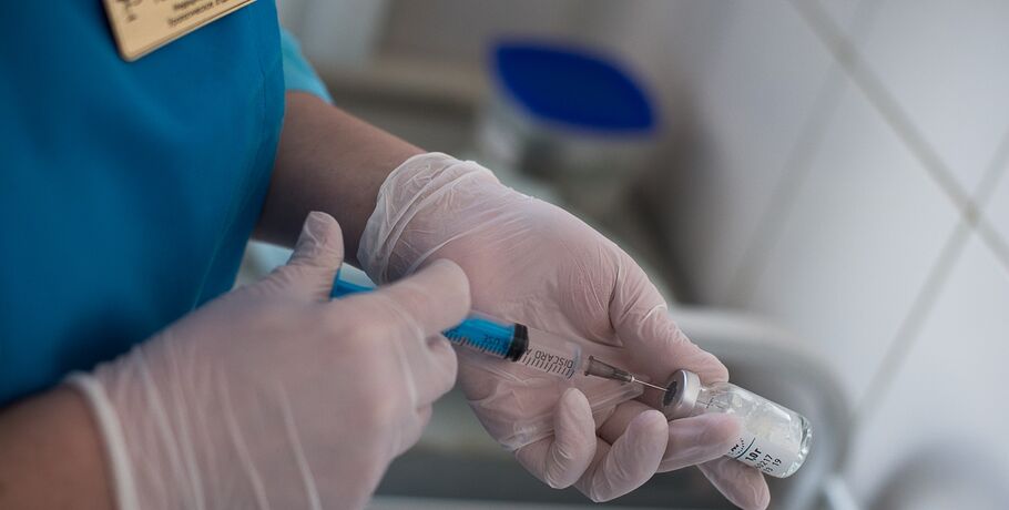 В Омск привезли полмиллиона доз вакцины от гриппа