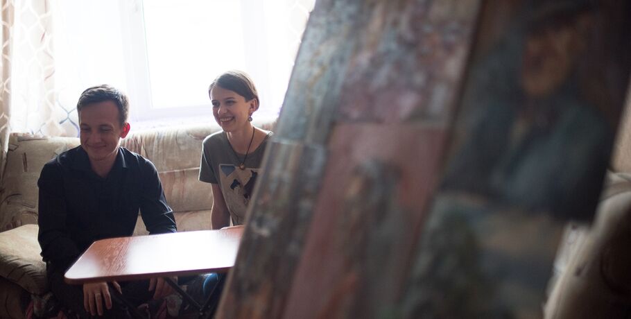#мынехотимуезжать. Молодые художники рассказали, почему им нравится творить в Омске