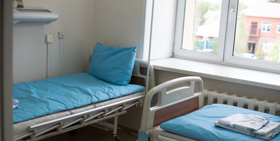 Омичам отказывают в госпитализации из-за отсутствия мест в стационарах. Обновлено
