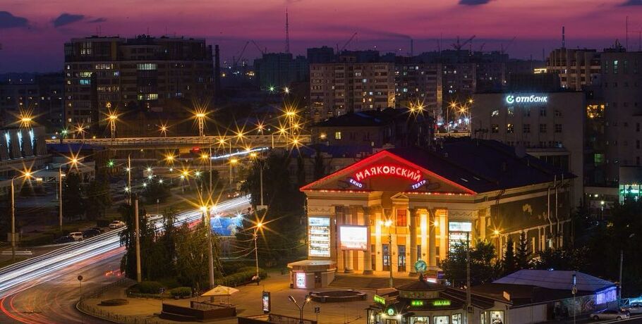 Здание в центре Омска признали самовольной постройкой