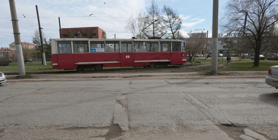 В Омске временно перестанет ходить трамвай № 2