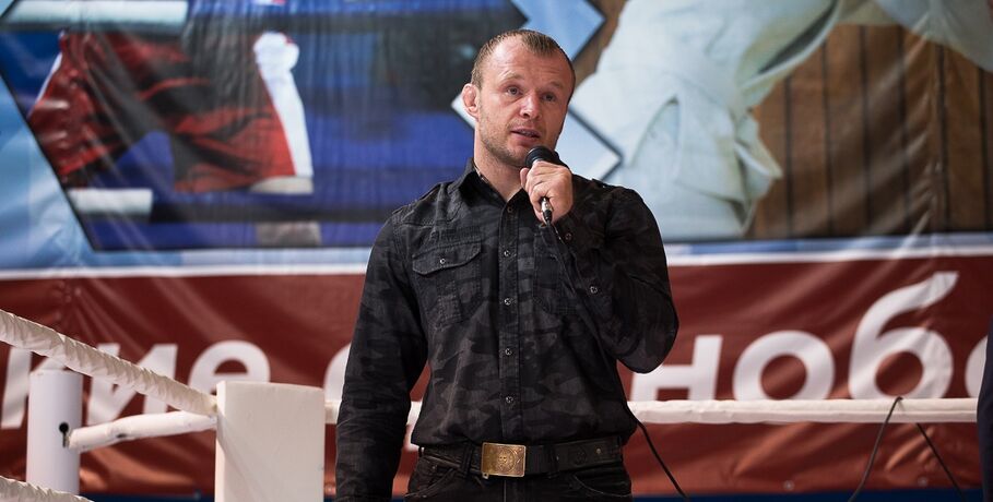 Омский боец Шлеменко предложил Шнурову и Басте встретиться на ринге