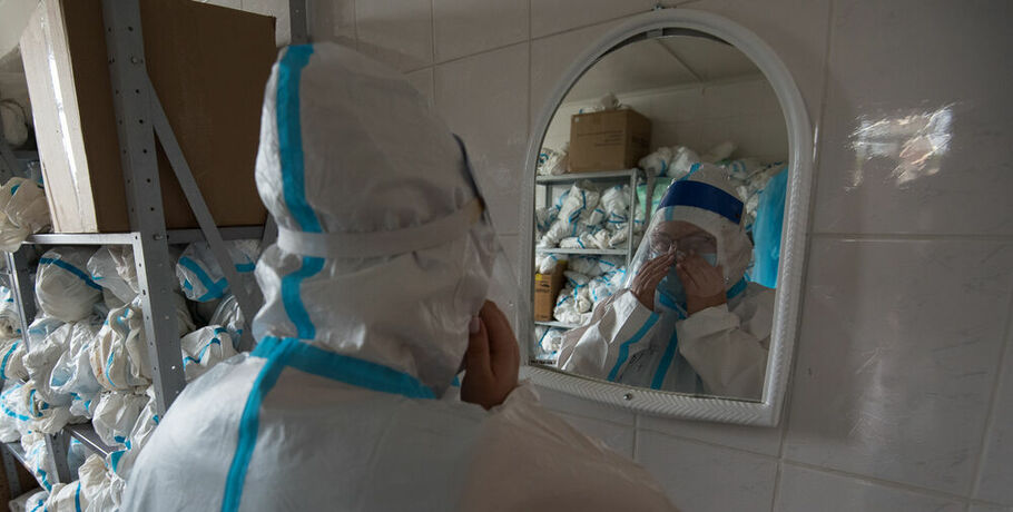 Заболеваемость коронавирусом в Омской области падает всю неделю