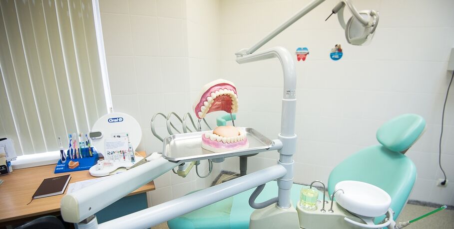 День стоматолога: топ-10 интересных фактов о зубах