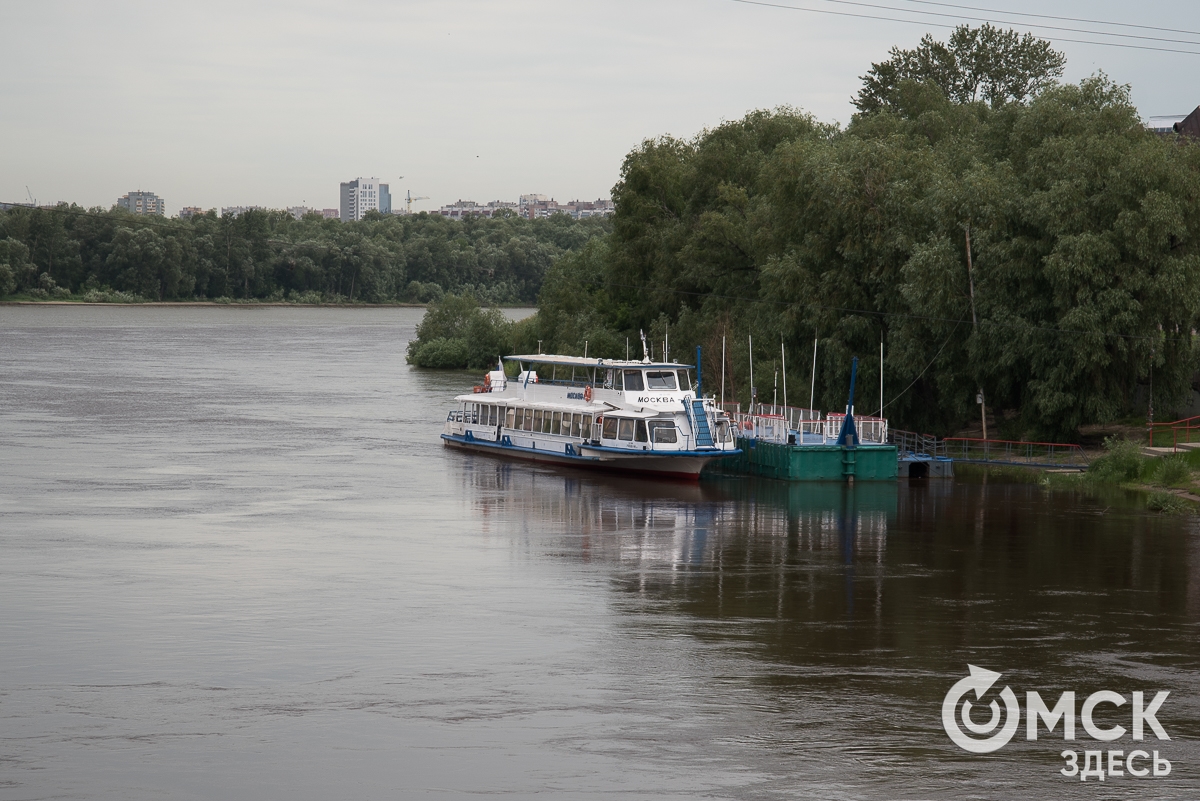 В Омске прогулки по Иртышу стали дороже - Общество