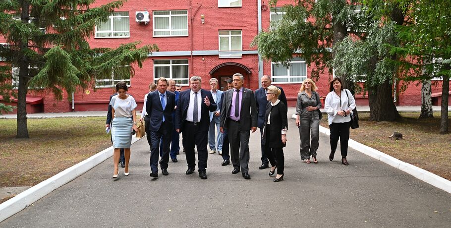 В Омске прошло выездное заседание комитета Совета Федерации