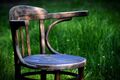 Раритетный венский стул по цене табуретки предлагают омичам