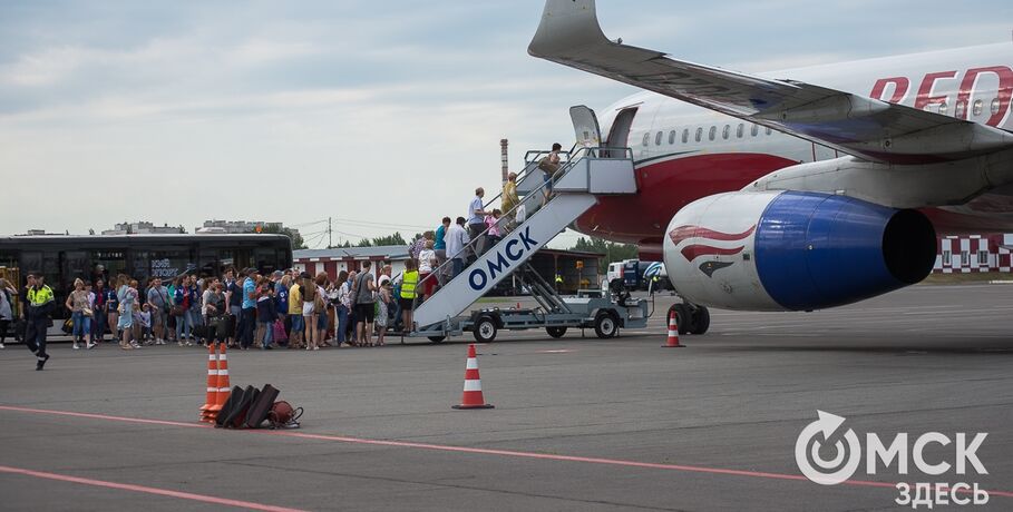 Авиакомпаниям разрешили регулярно летать из Омска в Казахстан