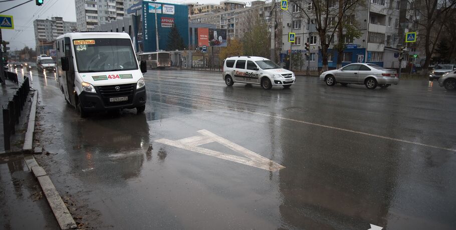 На дорогах Омска появятся новые выделенные полосы