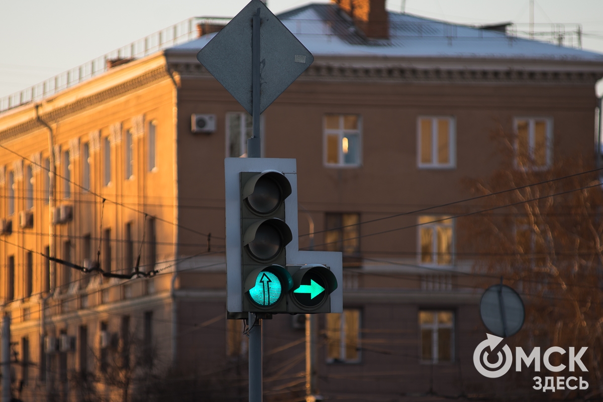 В Омске отменили ещё один левый поворот - Общество