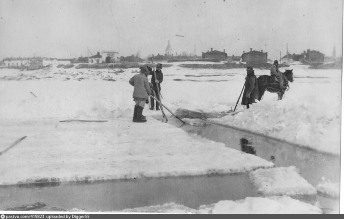 Заготовка льда на Иртыше, 1912-1915 г.