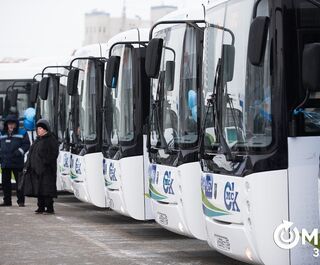 В Омске изменят более двадцати автобусных маршрутов