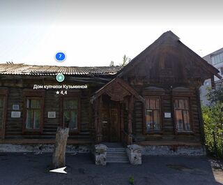 Столетний деревянный дом в центре Омска взяли под охрану