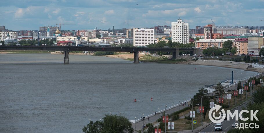 По перекрытому Ленинградскому мосту продолжат ездить автобусы и грузовики