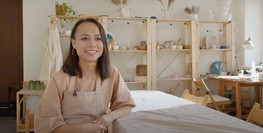 "Мне всё нравится": керамистка из Вьетнама о жизни и любви в Омске