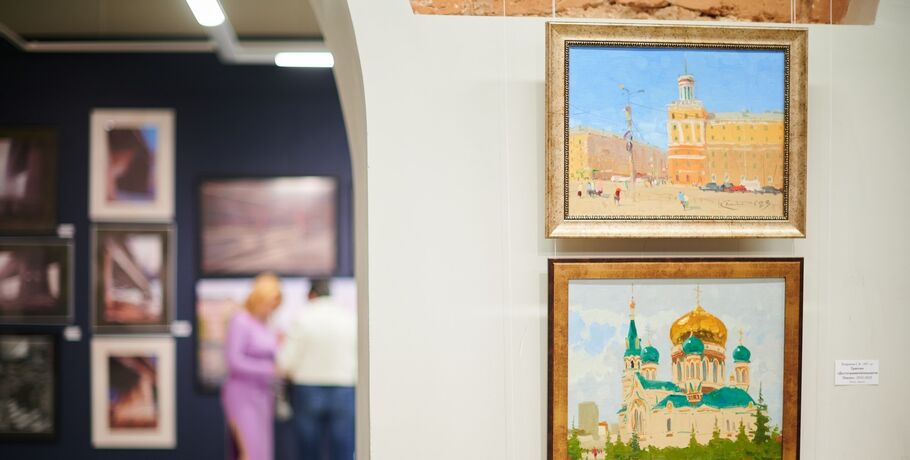 Мосты, заводы и фонтаны. В музее "Искусство Омска" вычислили городские константы