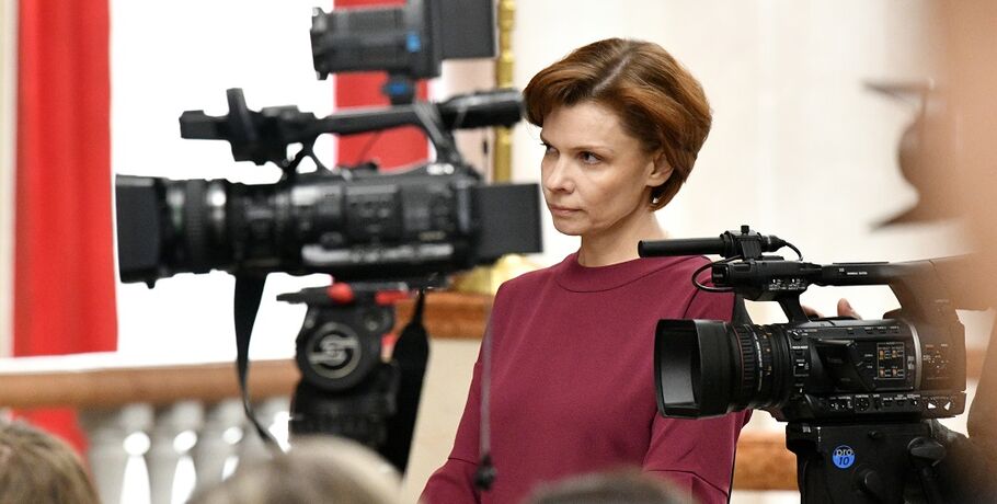 Елена Попова: "Любой моноспектакль - это попытка разобраться с собой"