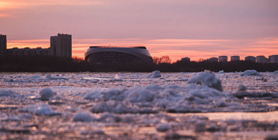 Зима в Омске официально закончилась: Иртыш начинает оттаивать