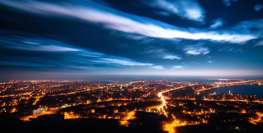 В Омске заметили первые серебристые облака 