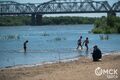 Купаться в Иртыше нельзя: чем заняться на пляже