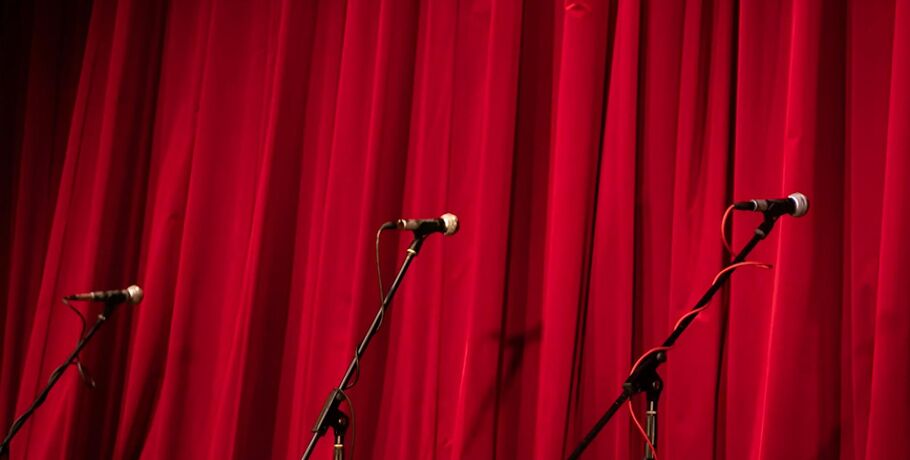 Голос молодой оперной певицы из Омска зазвучит у моря