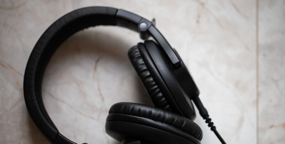 Кто такие стэнеры? Как говорить на языке корейской музыки и быть в тренде