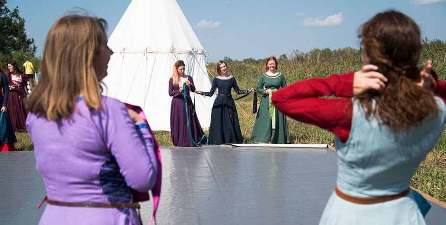 В омском парке пройдёт фолк-вечеринка для "тех, кому за 700"