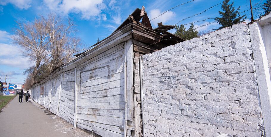 Если бы вас тегнул Достоевский. Омичей зовут восстанавливать старинные палаты