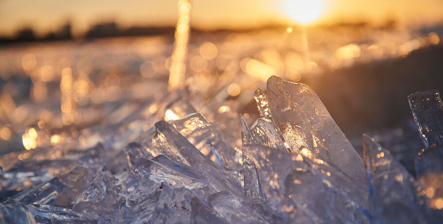 Яхтсмены из Омска и Салвадора развернули флаги в самой северной точке Евразии