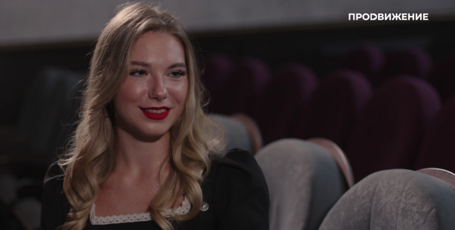 О песне про лето и обратной стороне успеха. Беседуем с финалисткой музыкального шоу