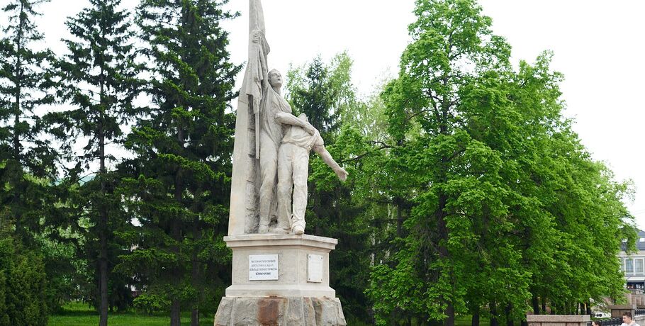 Памятные объекты в сквере на пл. Ленина получили охранный статус