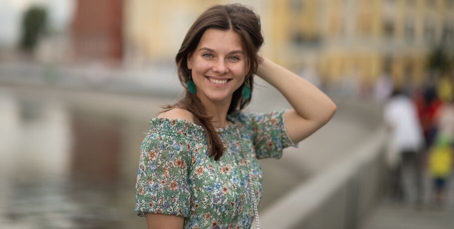 "Привычка искать впечатления". Поэтесса Ольга Грязнова презентует в Омске новый сборник стихотворений