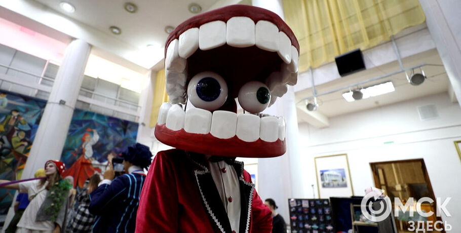 Кавер-дэнс и косплей. Как прошёл фестиваль молодёжной субкультуры OMA-Con