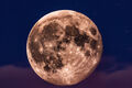 Загадка красной Луны: как полное затмение спутника изменит небо Омска Загадка красной Луны: как полное затмение спутника изменит небо Омска