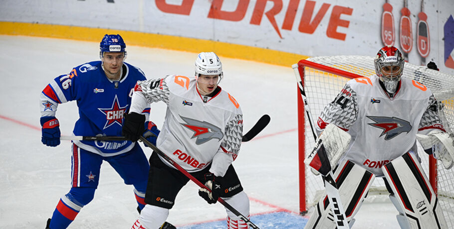 Омский "Авангард" одержал шестую победу подряд