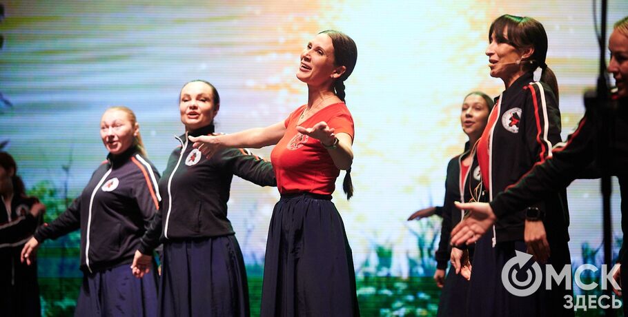 Про основателей, Ермака и сибирский колорит. В Омском хоре рассказали о юбилейном сезоне