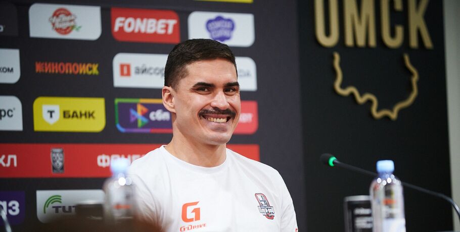 Нападающий "Авангарда" Наиль Якупов отмечает день рождения. Подарит ли команда ему победу?