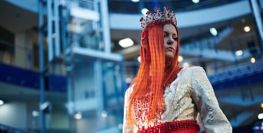 Кокошники, ИИ и путёвка в столицу. Как Омск стал центром притяжения моды