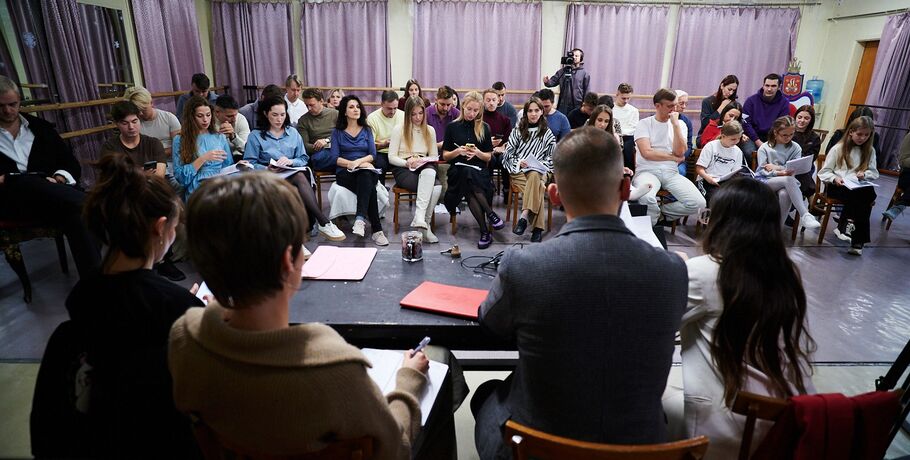 "Всё родом из детства": с чего начинается мюзикл