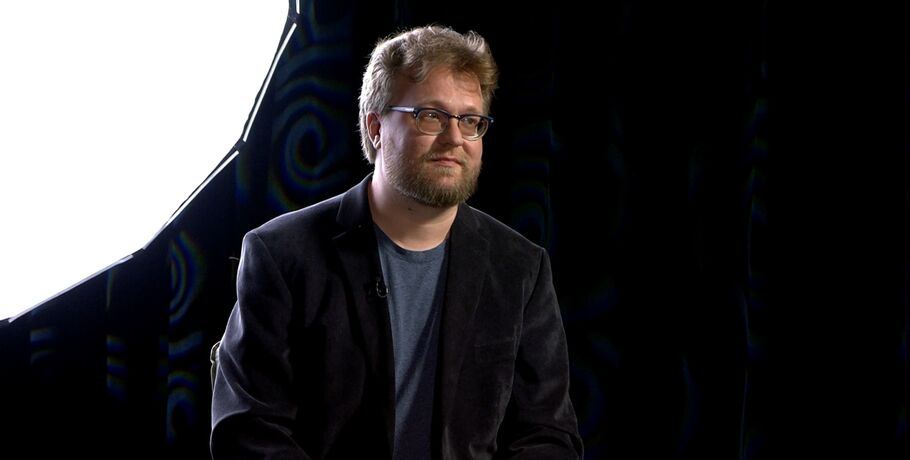 "Парни, всем рекомендую: пишите". Прозаик Дмитрий Кононов рассказал о литературном творчестве