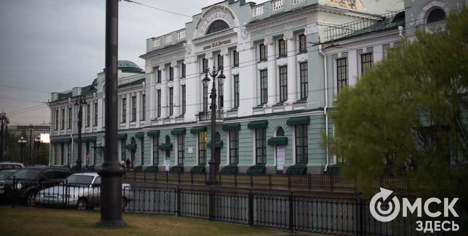 Наследие, преобразившее облик страны. В Омске презентуют книгу о "сибирском Баухаусе"