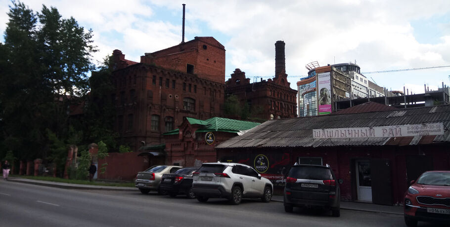 В Омске назвали "типичные нарушения" в обращении с памятниками