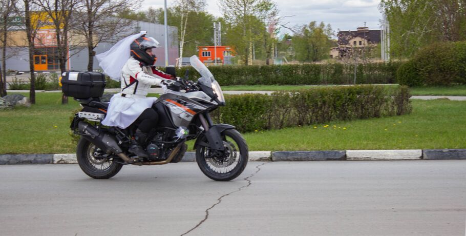 "Мы не из мифов, мы из Омска!" Омички создали первый женский мотоклуб "Горгоны"