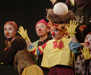 Для души и про клоунов. Как омский любительский театр поехал Подмосковье покорять